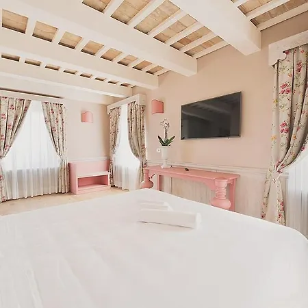 Officina Del Sole 度假村 3*